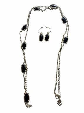 NWOT Kellie Silver and Black Onyx Stone Station Necklace Gold Tone W/Earrings